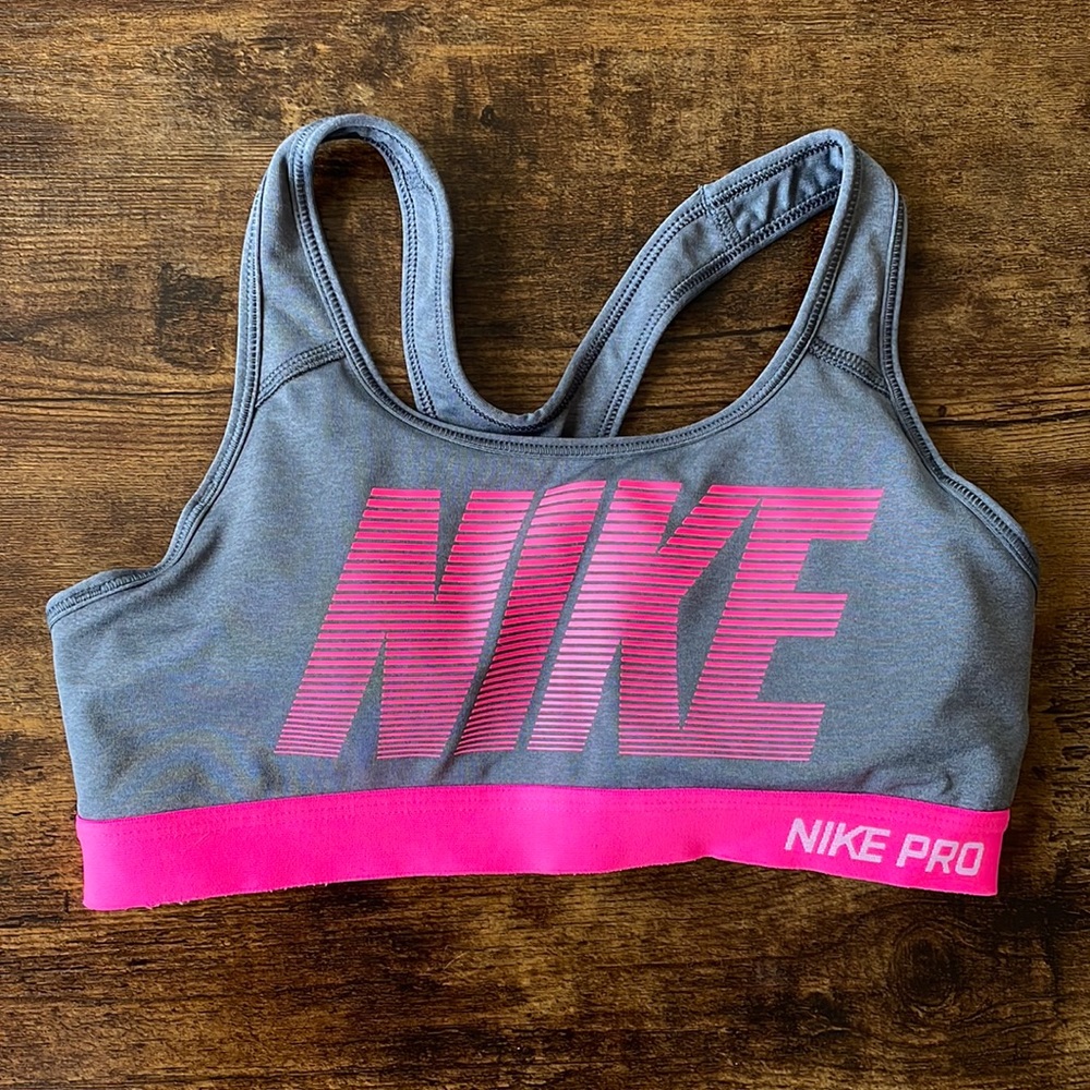NIKE Pro sports bra